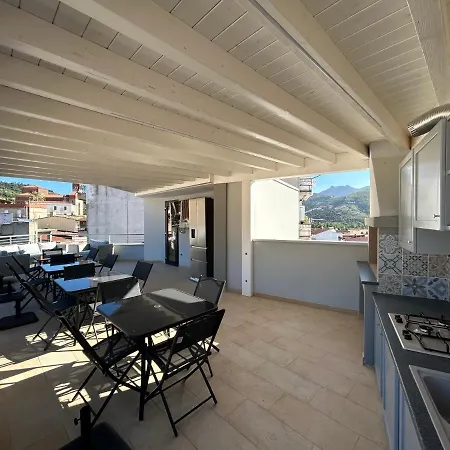 Domu Dina 1 招待所 Tertenìa