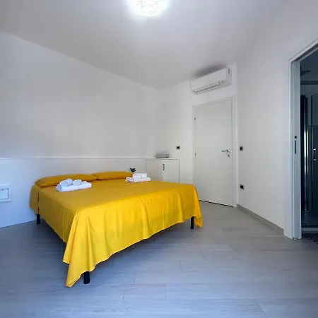 Domu Dina Affittacamere 1 * Tertenia